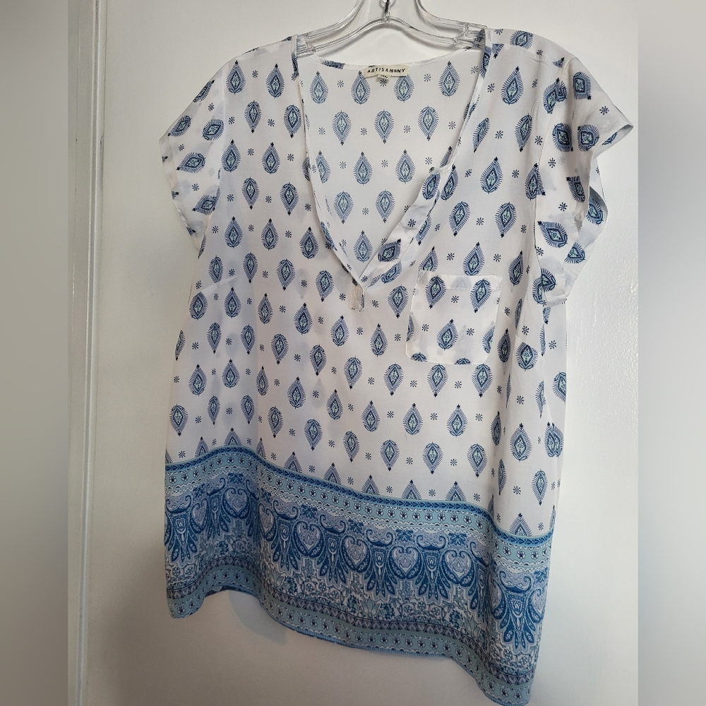 Blue and White Patterned Women's Top XL Artisan NY